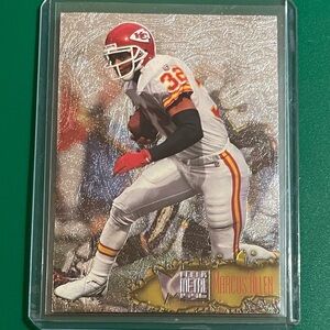 Marcus Allen #60 1996 Fleer Metal Football Trading Card